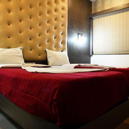 Hotel Grand Choice Bangalore Esterno foto