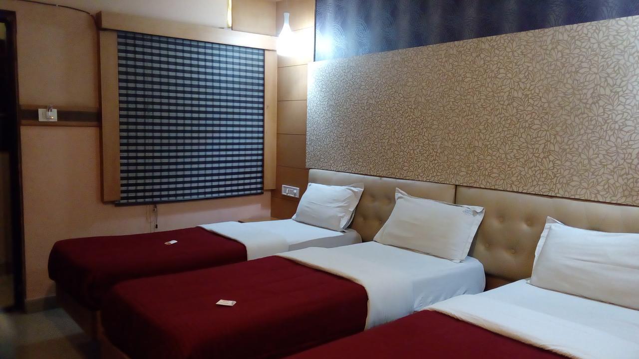 Hotel Grand Choice Bangalore Esterno foto
