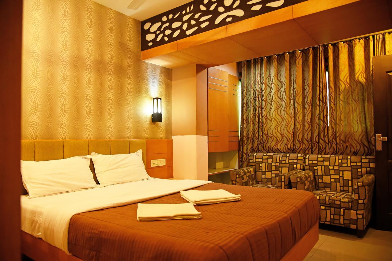 Hotel Grand Choice Bangalore Esterno foto